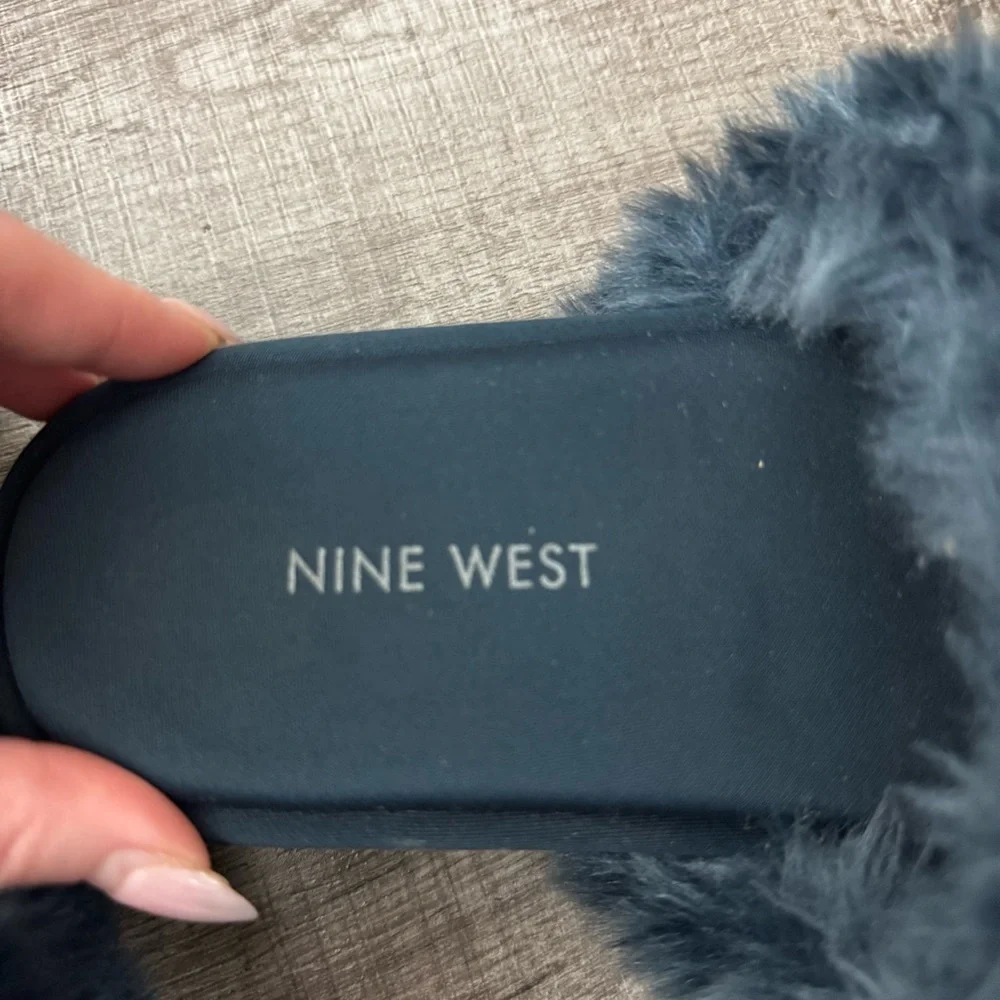 Nine West Blue Faux Fur Stripe Platform Slide Sandals Size 7